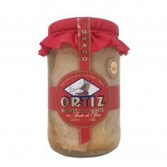 Tarro de 1600g Lomos Enteros Bonito del Norte Ortiz. Peso neto 1.600g Peso escurrido 1.100g